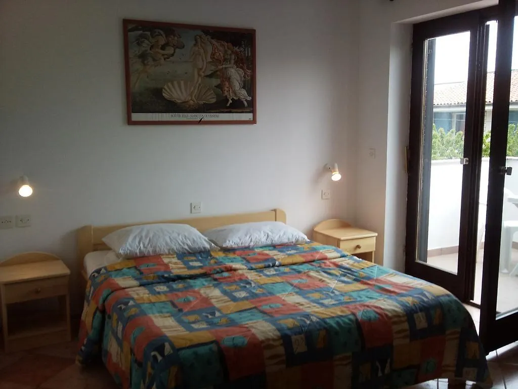 Apartments Lana Umag 0*,  Kroatien