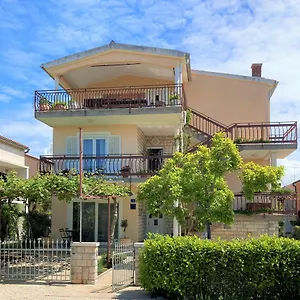 Apartment Lirio, Umag