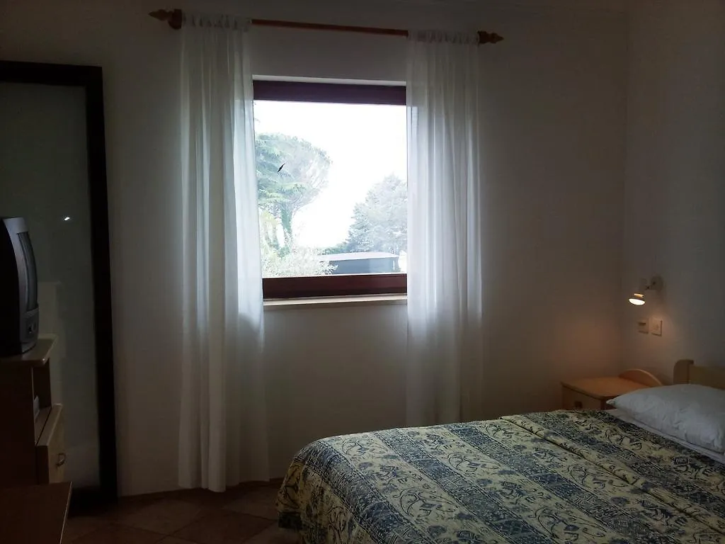 Apartments Lana Umag 0*,  Croatia