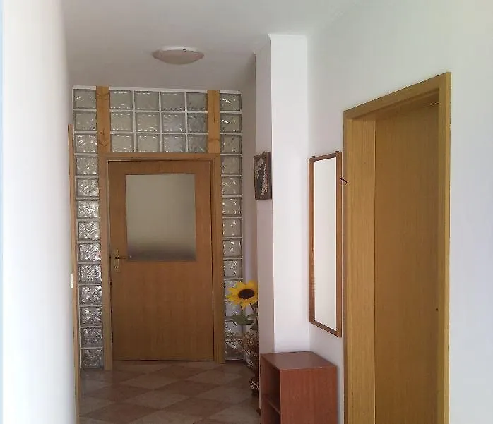 Apartments Lana Umag